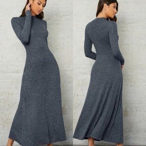 Women’s navy midi dress size Xs